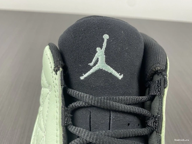 One Kick Day Single's 13 (2021) Air Retro Low Jordan DM0803-300 0809